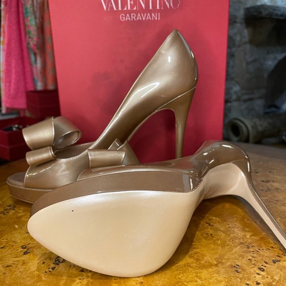 VALENTINO GARAVANI "BOW" peep toe platform pump - Picture 2 of 5